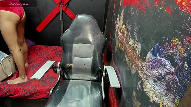 miatentazione online show from November 14, 2025, 1:10 pm