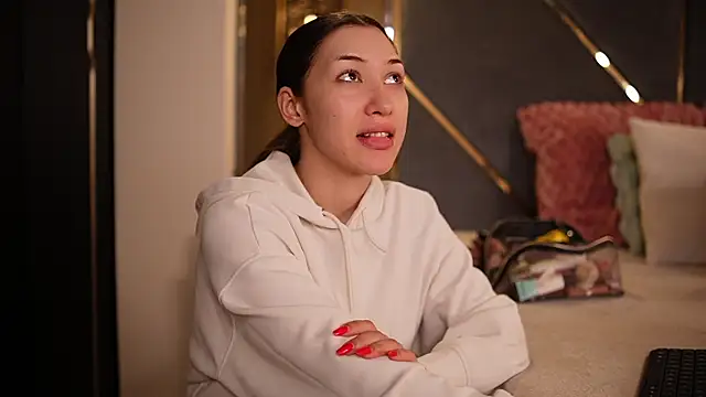  ChloeLee  online show from February 17, 2026, 8:44 am