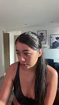 Lily June online show from April 16, 2026, 9:26 pm