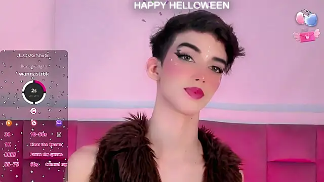 Baby FenixTS online show from November 1, 2025, 9:22 am