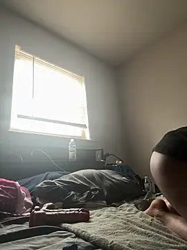 PrettyBabriexox online show from December 19, 2025, 4:58 pm