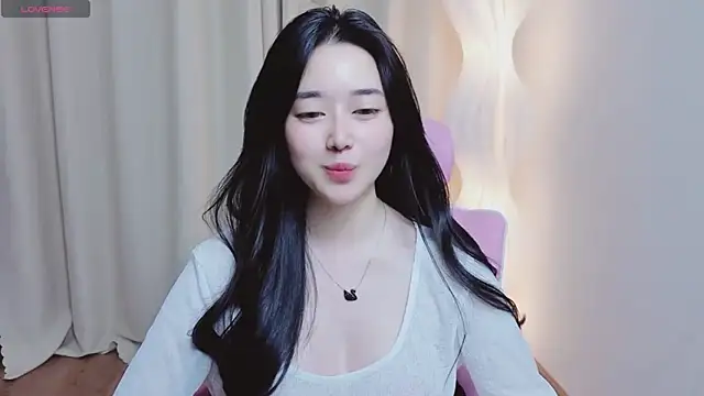 Miu-999 online show from April 1, 2026, 1:41 pm