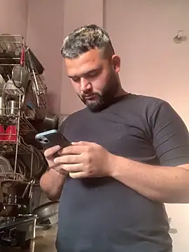 amitsharma7868 online show from March 24, 2026, 2:27 am