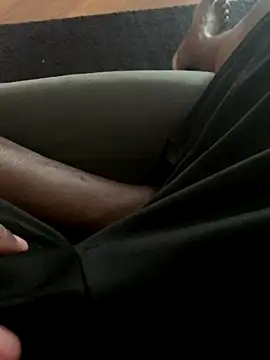 Snapshot of envolvemteX chatting on November 27, 2025, 4:53 pm envolvemteX online show from November 27, 2025, 4:53 pm