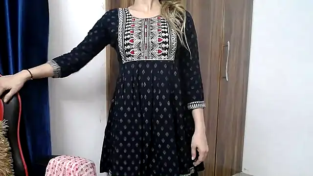 niya-cute online show from October 26, 2025, 10:25 pm