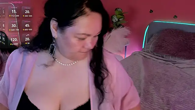 Snapshot of sandra_jackson chatting on June 5, 2026, 2:51 am sandra jackson online show from June 5, 2026, 2:51 am