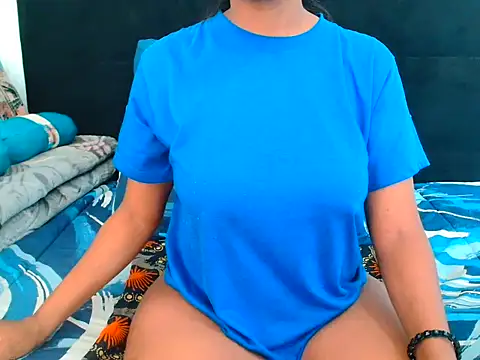 CreamySexyPussy online show from October 26, 2025, 8:09 am