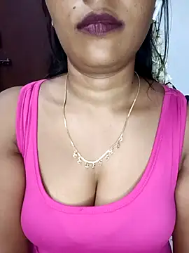 Snapshot of Tamil_kavinila chatting on April 15, 2026, 4:36 pm Tamil kavinila online show from April 15, 2026, 4:36 pm