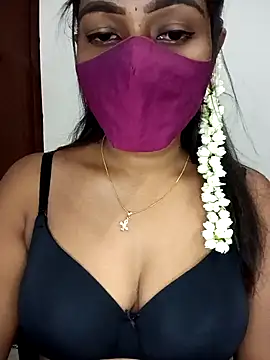 Snapshot of Tamil_kavinila chatting on April 25, 2026, 4:04 am Tamil kavinila online show from April 25, 2026, 4:04 am