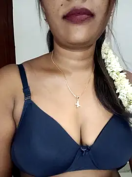 Snapshot of Tamil_kavinila chatting on April 28, 2026, 6:07 am Tamil kavinila online show from April 28, 2026, 6:07 am