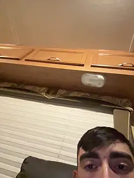 Snapshot of Gabewil24 chatting on October 21, 2025, 3:29 am Gabewil24 online show from October 21, 2025, 3:29 am