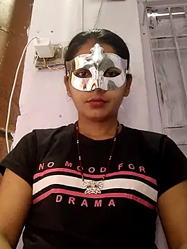 Snapshot of poojam93 chatting on September 27, 2025, 1:43 am poojam93 online show from September 27, 2025, 1:43 am