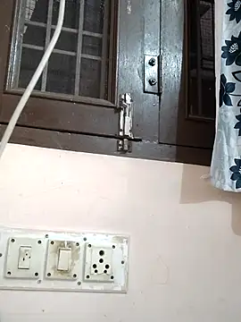 poojam93 online show from February 27, 2026, 2:33 am