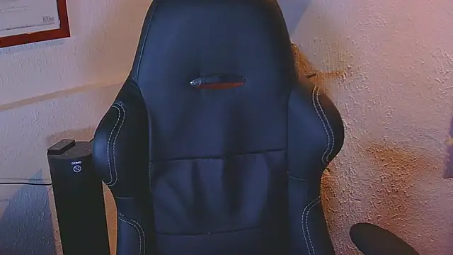 Snapshot of Lucien_Gray_ chatting on September 30, 2025, 6:13 pm Lucien Gray online show from September 30, 2025, 6:13 pm