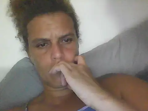 sarahkat86 online show from November 14, 2025, 2:10 am