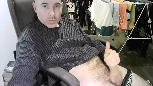 Chrisprngr online show from March 9, 2026, 8:35 pm