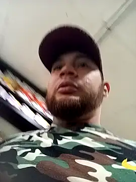 Snapshot of Catire10_ chatting on September 30, 2025, 2:33 pm Catire10 online show from September 30, 2025, 2:33 pm