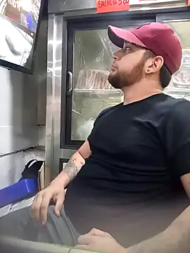 Snapshot of Catire10_ chatting on October 8, 2025, 1:31 pm Catire10 online show from October 8, 2025, 1:31 pm