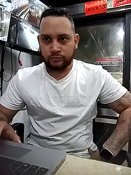 Snapshot of Catire10_ chatting on October 21, 2025, 1:56 pm Catire10 online show from October 21, 2025, 1:56 pm