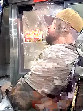 Snapshot of Catire10_ chatting on October 31, 2025, 1:45 pm Catire10 online show from October 31, 2025, 1:45 pm