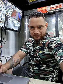 Snapshot of Catire10_ chatting on November 13, 2025, 2:49 pm Catire10 online show from November 13, 2025, 2:49 pm