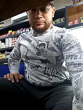 Snapshot of Catire10_ chatting on November 28, 2025, 3:25 pm Catire10 online show from November 28, 2025, 3:25 pm