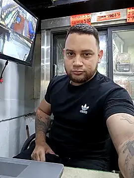 Snapshot of Catire10_ chatting on December 13, 2025, 8:36 pm Catire10 online show from December 13, 2025, 8:36 pm