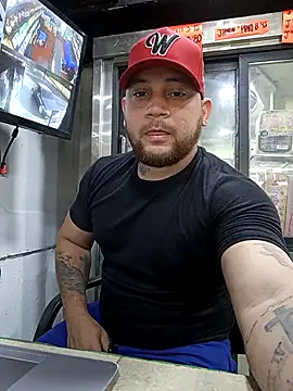 Snapshot of Catire10_ chatting on December 18, 2025, 8:37 pm Catire10 online show from December 18, 2025, 8:37 pm