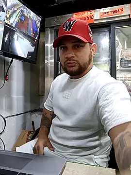 Snapshot of Catire10_ chatting on December 20, 2025, 2:24 pm Catire10 online show from December 20, 2025, 2:24 pm