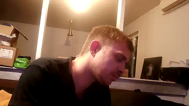 Snapshot of Bikerhot883hd chatting on October 1, 2025, 8:15 pm Bikerhot883hd online show from October 1, 2025, 8:15 pm