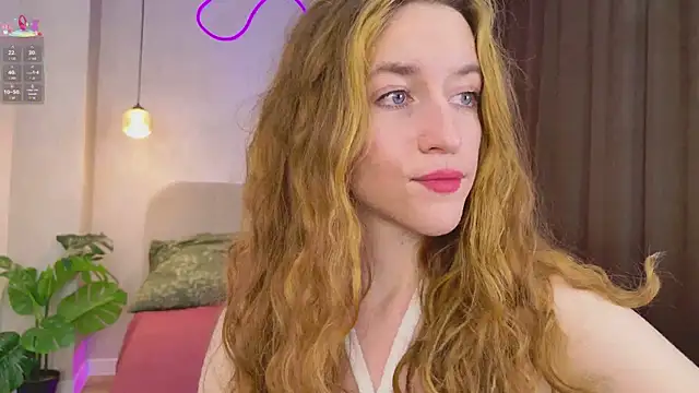 Snapshot of Summer_Red_Daze chatting on September 29, 2025, 2:11 pm Summer Red Daze online show from September 29, 2025, 2:11 pm