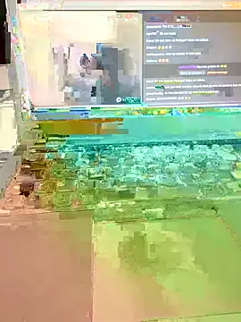 Snapshot of XUCRUTES42 chatting on June 10, 2026, 12:11 am XUCRUTES42 online show from June 10, 2026, 12:11 am