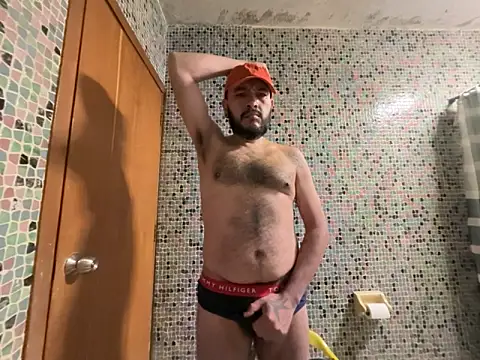 Snapshot of rvc1cld chatting on April 12, 2026, 4:06 am rvc1cld online show from April 12, 2026, 4:06 am