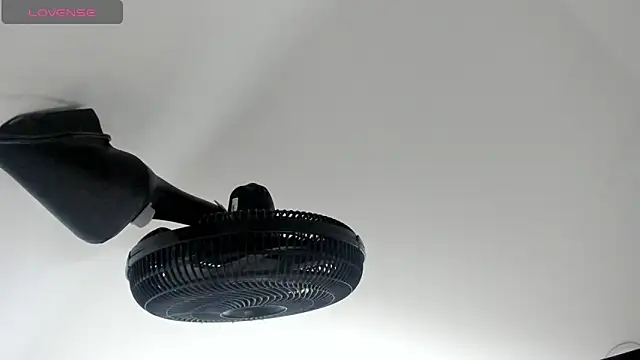 Snapshot of sweet__vanessa1 chatting on September 16, 2025, 2:34 am sweet vanessa1 online show from September 16, 2025, 2:34 am