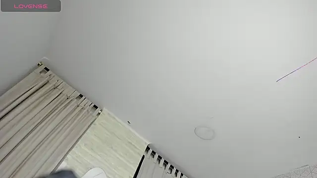 Snapshot of sweet__vanessa1 chatting on December 2, 2025, 3:56 am sweet vanessa1 online show from December 2, 2025, 3:56 am