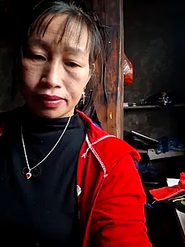 ngocngoc cute online show from November 1, 2025, 2:46 am