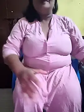 Snapshot of Swapna_Hyd chatting on October 5, 2025, 9:40 am Swapna Hyd online show from October 5, 2025, 9:40 am