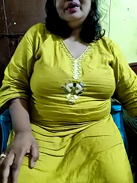 Snapshot of Swapna_Hyd chatting on October 11, 2025, 12:43 am Swapna Hyd online show from October 11, 2025, 12:43 am