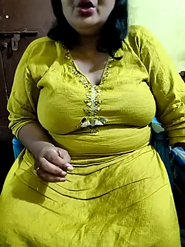 Snapshot of Swapna_Hyd chatting on October 18, 2025, 4:26 am Swapna Hyd online show from October 18, 2025, 4:26 am