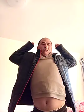 CWQ123 online show from October 25, 2025, 10:59 pm