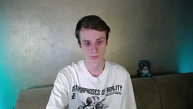 yes cute boy  online show from March 26, 2026, 4:34 pm