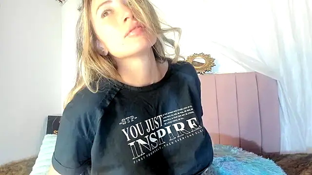 Tania xw online show from November 11, 2025, 1:05 am