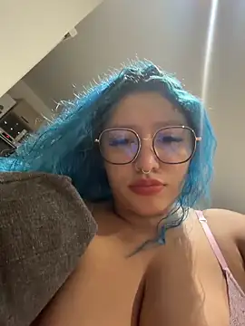 HATSUNE   online show from March 31, 2026, 10:21 pm