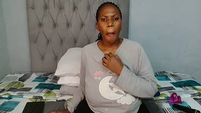 Snapshot of MelowD69 chatting on September 29, 2025, 6:24 pm MelowD69 online show from September 29, 2025, 6:24 pm