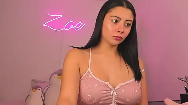 zoecams1 online show from April 6, 2026, 7:04 pm