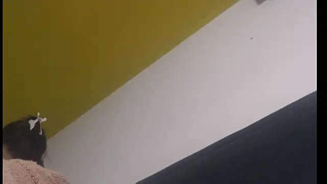 Snapshot of habdiela chatting on February 5, 2026, 3:27 pm habdiela online show from February 5, 2026, 3:27 pm