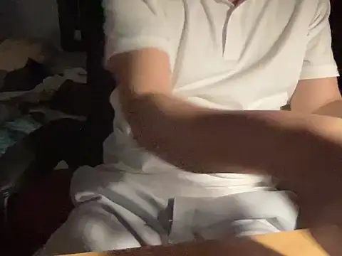 lahungdj12 online show from March 17, 2026, 4:39 am