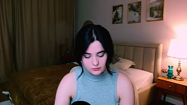 lil angel  online show from March 11, 2026, 12:27 am