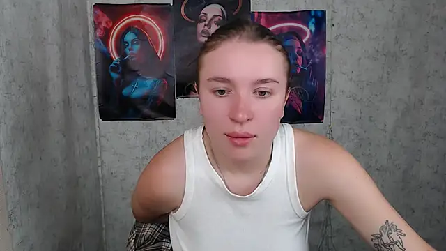 Snapshot of JuliaTopp_ chatting on September 15, 2025, 7:36 pm JuliaTopp  online show from September 15, 2025, 7:36 pm