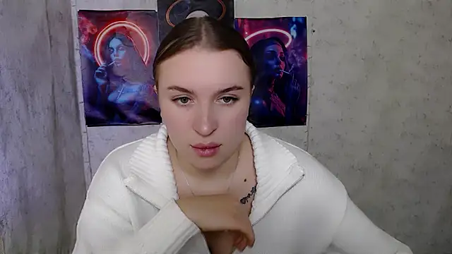 Snapshot of JuliaTopp_ chatting on October 14, 2025, 1:01 pm JuliaTopp  online show from October 14, 2025, 1:01 pm